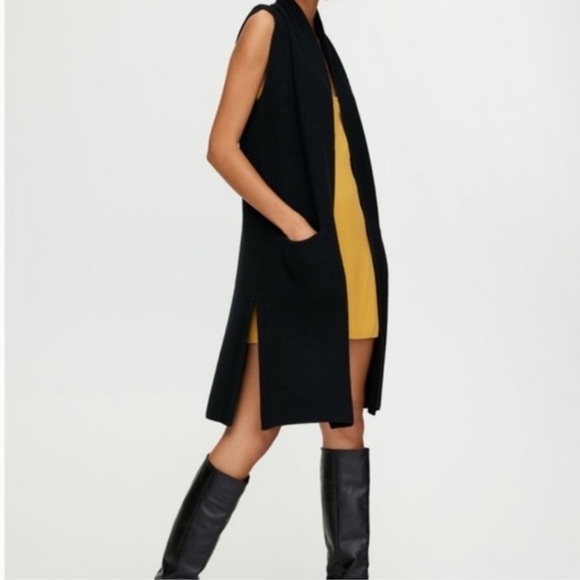 Aritzia Jackets & Blazers - Aritzia Wilfred Dunkirk Long Sweater Vest, Black, XXS